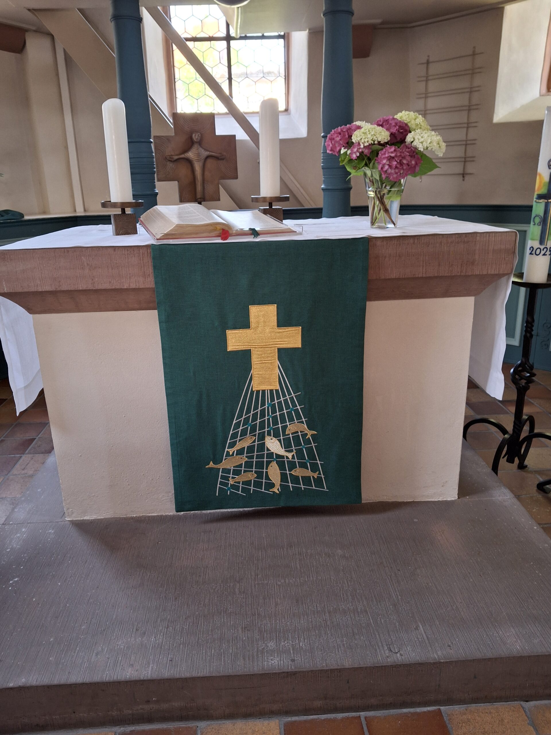 Kirchenaltar in Bergheim Kirchenaltar in Bergheim
