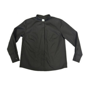 Gerade geschnittene Hemdbluse mit Collarsteg in schwarz